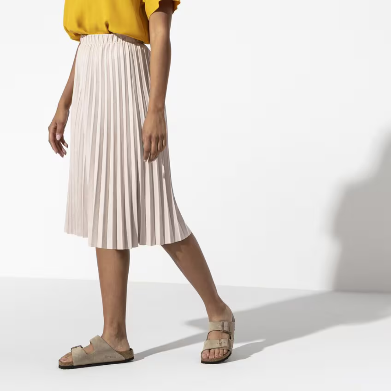 Arizona | Cuir Velours Taupe – Sandales Décontractées à Lit de Pied Anatomique Souple