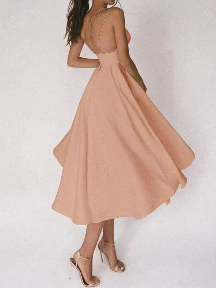 Robe Midi Mandy – Élégance et Confort avec Dos Nu et Décolleté en V