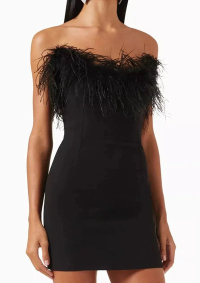 Alessandra Robe Mini – Élégance noire onyx pour une allure inoubliable