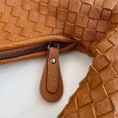 Sac à Bandoulière Margo Woven – Élégance intemporelle et praticité au quotidien
