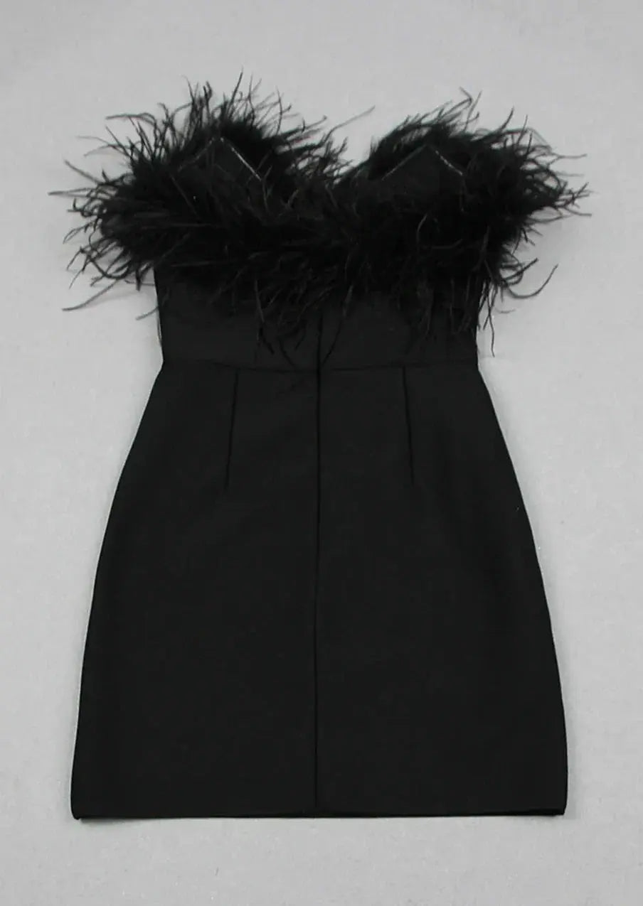 Alessandra Robe Mini – Élégance noire onyx pour une allure inoubliable