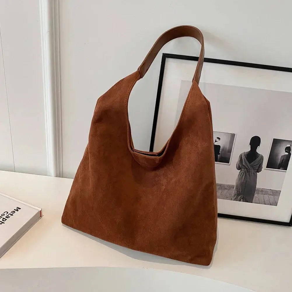 Sac à bandoulière Elora en daim – Élégance et raffinement au quotidien