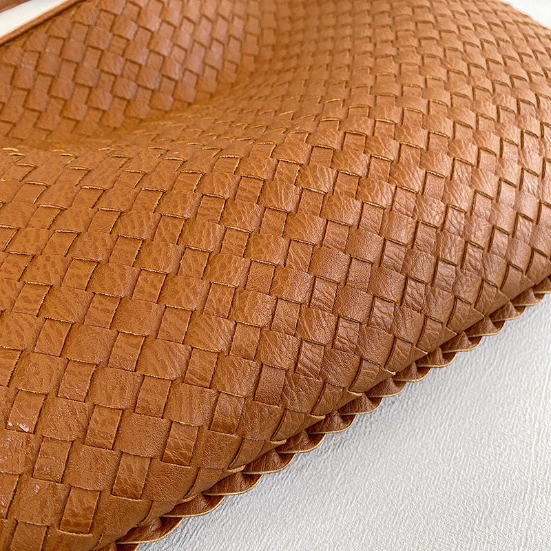 Sac à Bandoulière Margo Woven – Élégance intemporelle et praticité au quotidien
