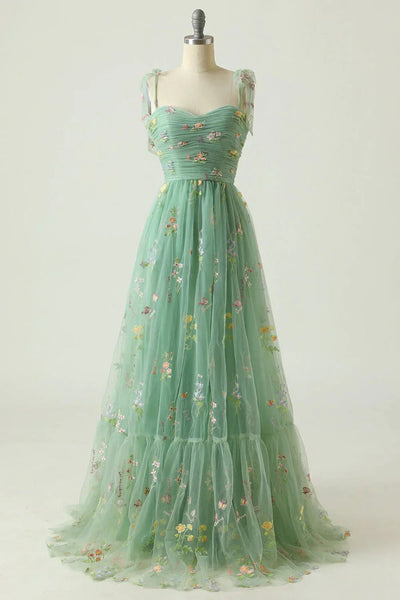 Robe Élégante avec Broderies Fines – Luxe et Confort pour Occasions Spéciales