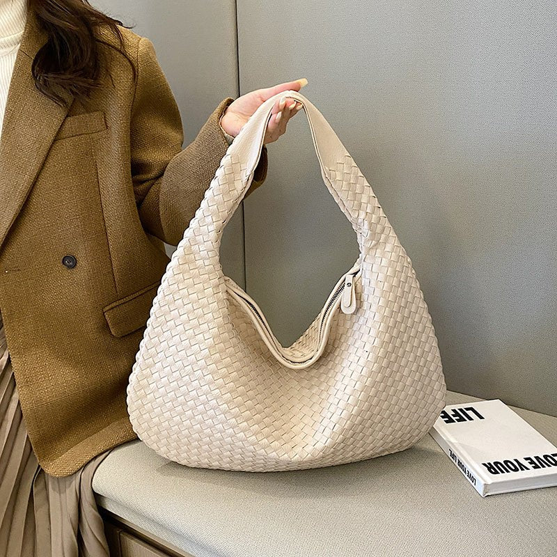 Sac à Bandoulière Margo Woven – Élégance intemporelle et praticité au quotidien