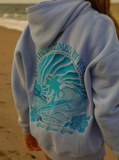 Abigail Sweat à Capuche – Style décontracté avec broderie tropicale unique