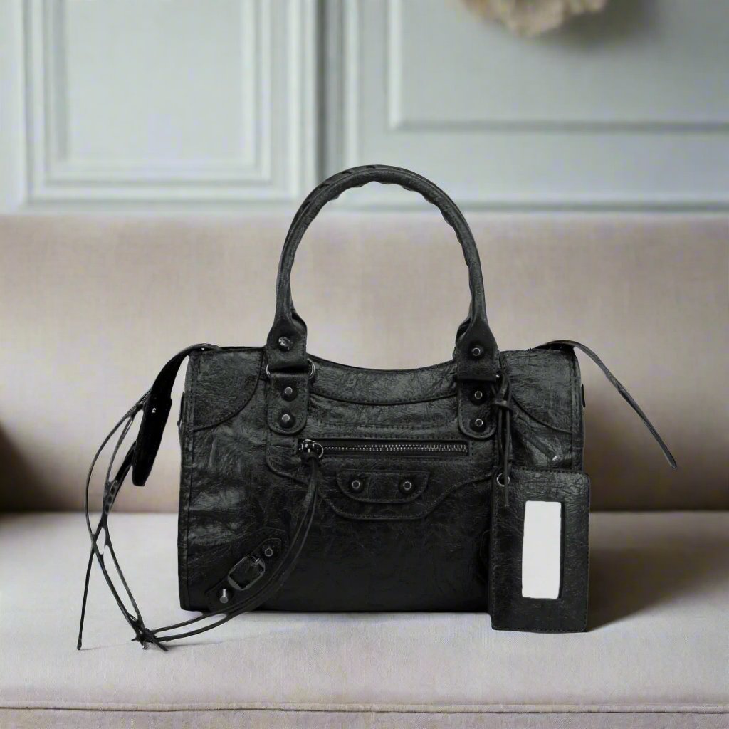 Sac à Main en Cuir Véritable – Élégance Intemporelle et Finition Artisanale
